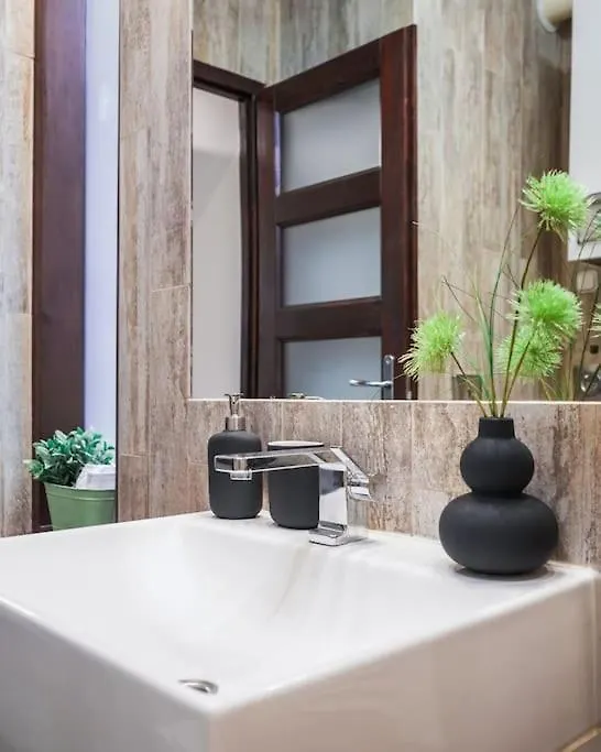 One Bed Apartment At Central Location In Βουδαπέστη Ουγγαρία
